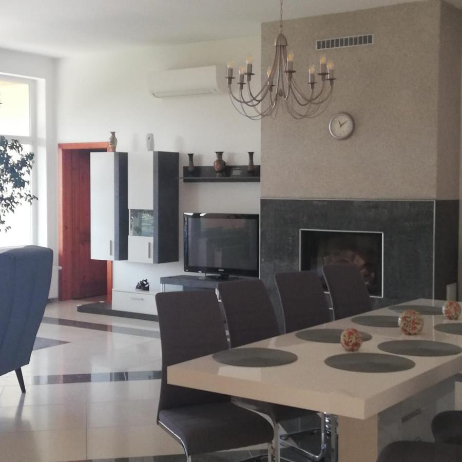 Rezident Consult S.R.O. Hotell Bratislava Eksteriør bilde