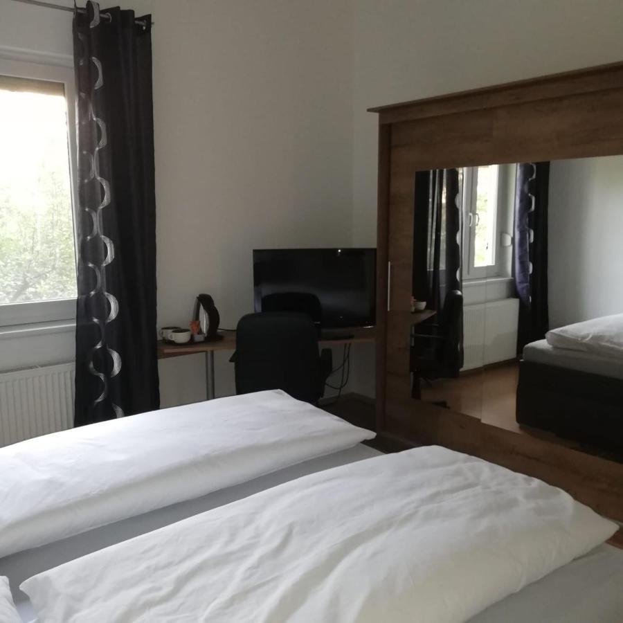 Rezident Consult S.R.O. Hotell Bratislava Eksteriør bilde
